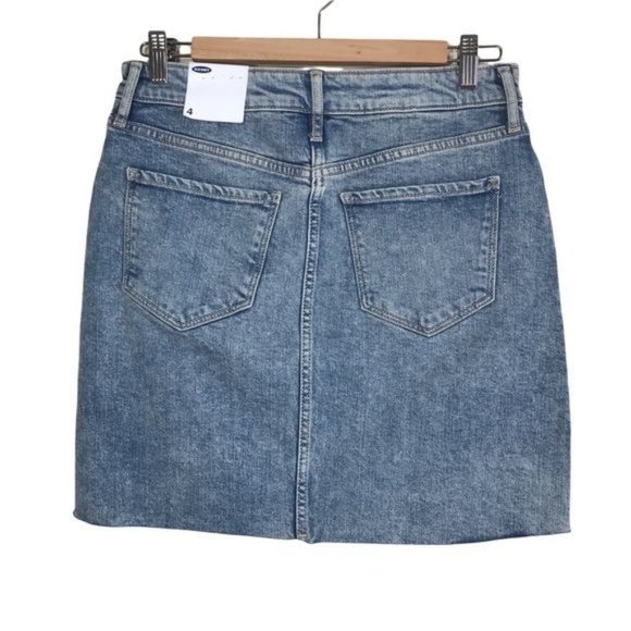 OLD NAVY Raw Hem Denim Mini Skirt Size 4 - Picture 2 of 9